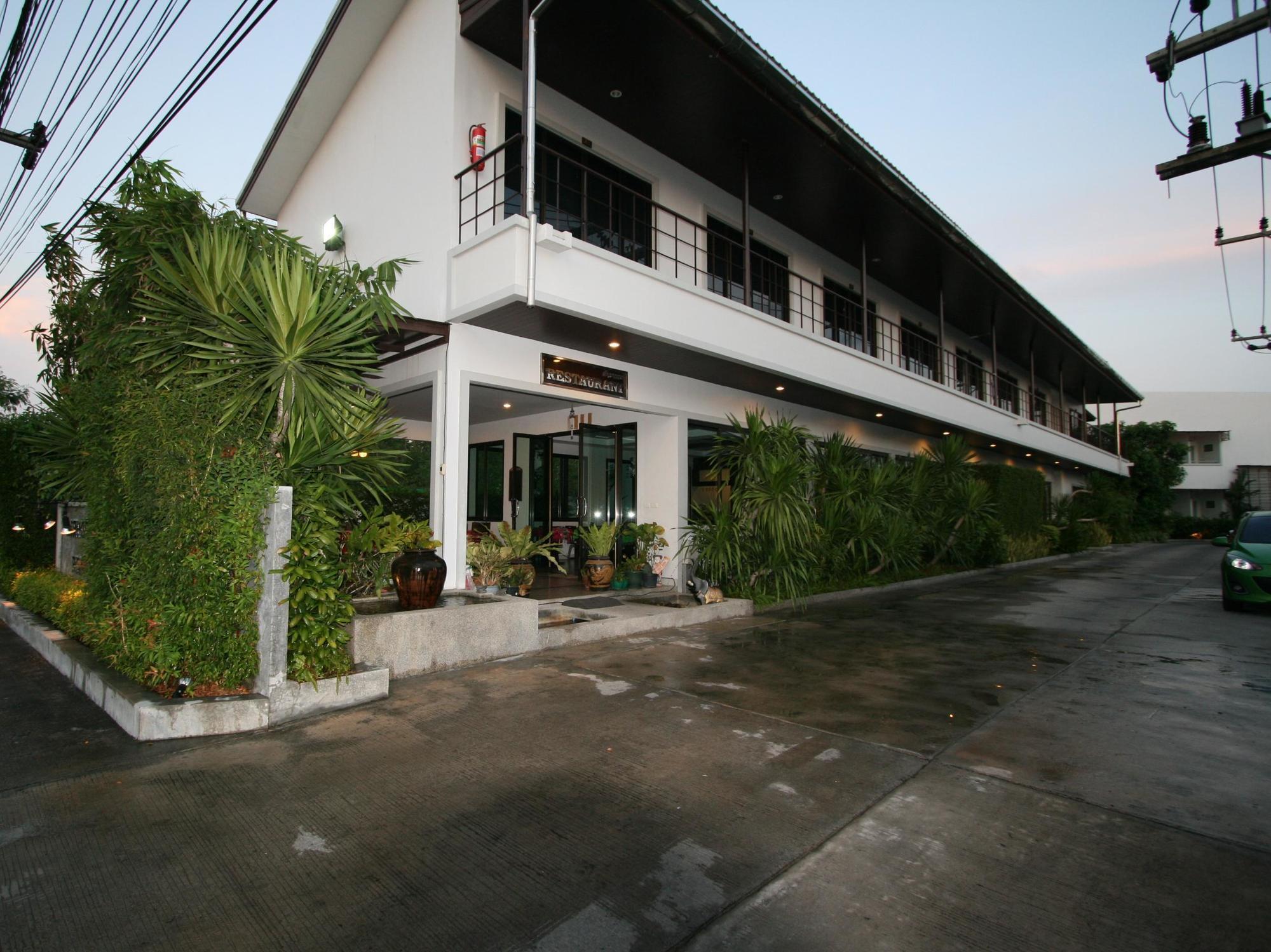 Airport Mansion Phuket Hotel Ban Bo Han Exterior photo