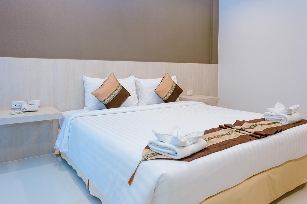 Airport Mansion Phuket Hotel Ban Bo Han Exterior photo