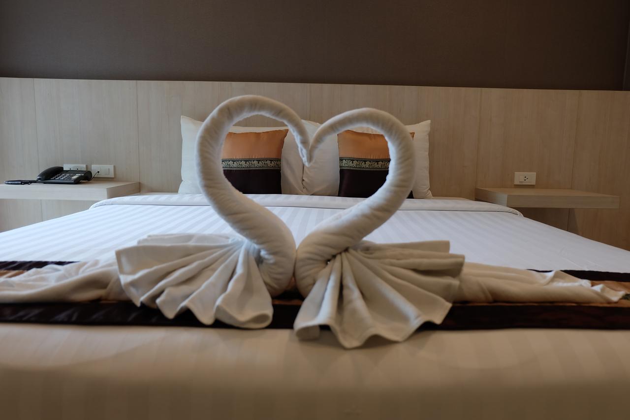 Airport Mansion Phuket Hotel Ban Bo Han Exterior photo