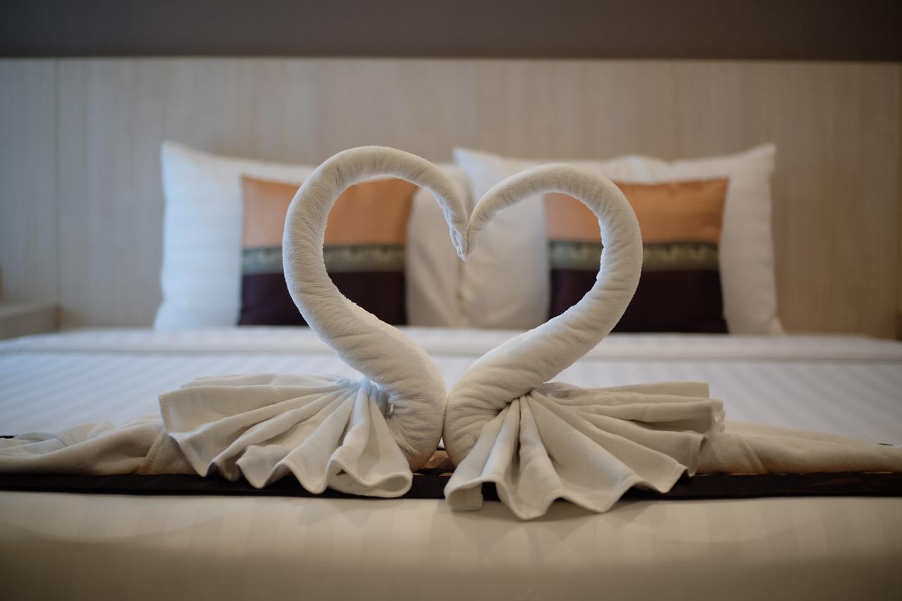 Airport Mansion Phuket Hotel Ban Bo Han Exterior photo